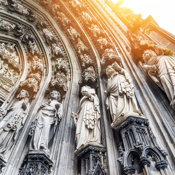 cologne cathedral under the sun