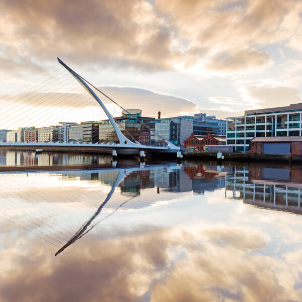 River Liffey, Samuel Beckett Bridge,